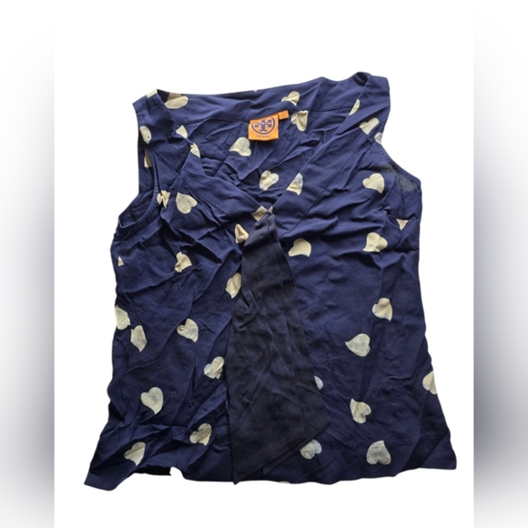 Tory Burch Tops - TORY BURCH heart patterned sleeveless blouse (tank top)